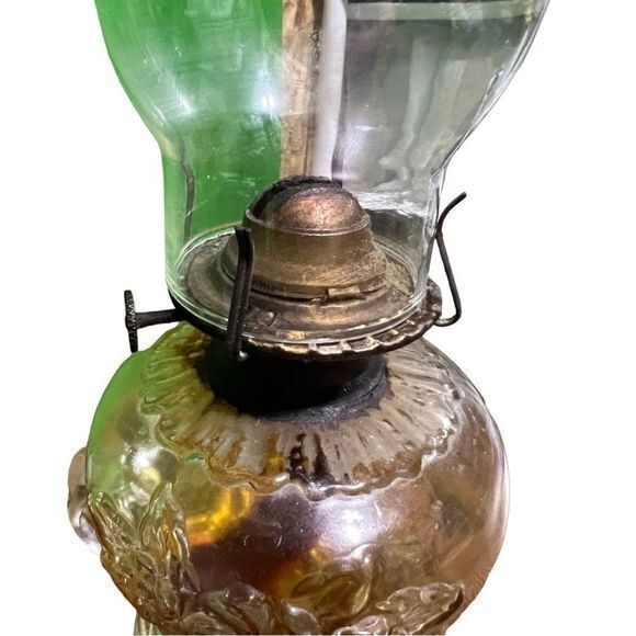Vintage 14" Glass Table Kerosene Oil Lamp Floral Design Home Decor - Picture 6 of 6